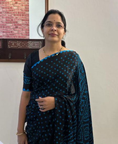Dr.Sathyveni M B